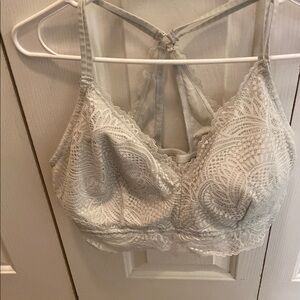 Elegant Lace Bralette in Cream